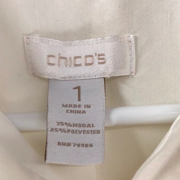 CHICO’S Half-Placket Roll-Tab Sleeve Dress Shirt Size M - Picture 5 of 5